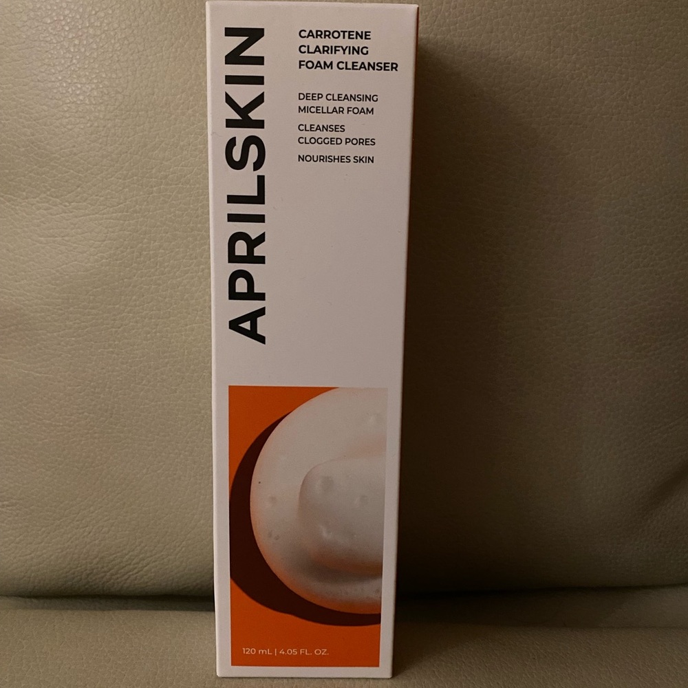 April skin foaming cleanser 4.5 oz